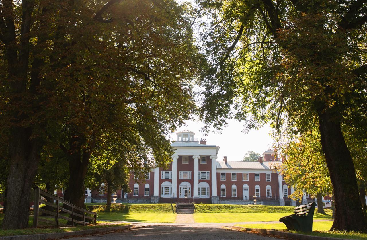 The Blackburn Inn And Conference Center Staunton Esterno foto